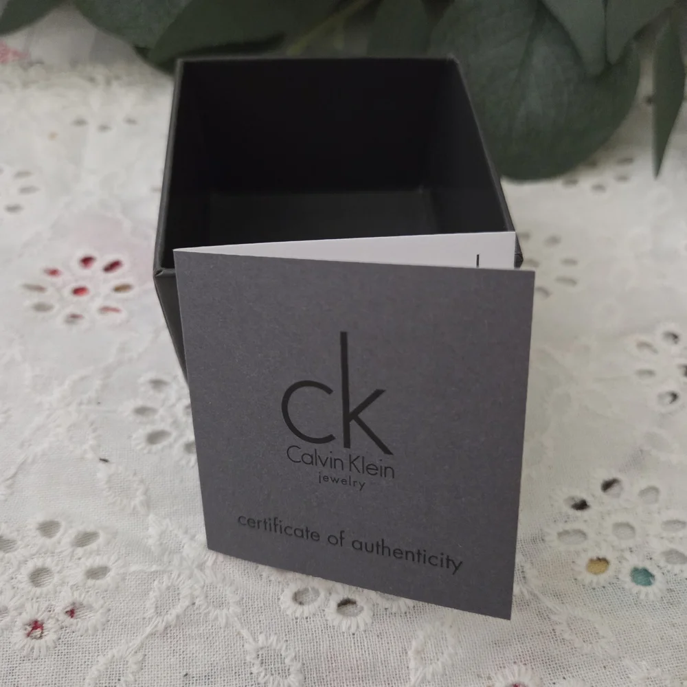 Calvin Klein Collection Metallic Ring with Cluster Design - Picture 4 of 6